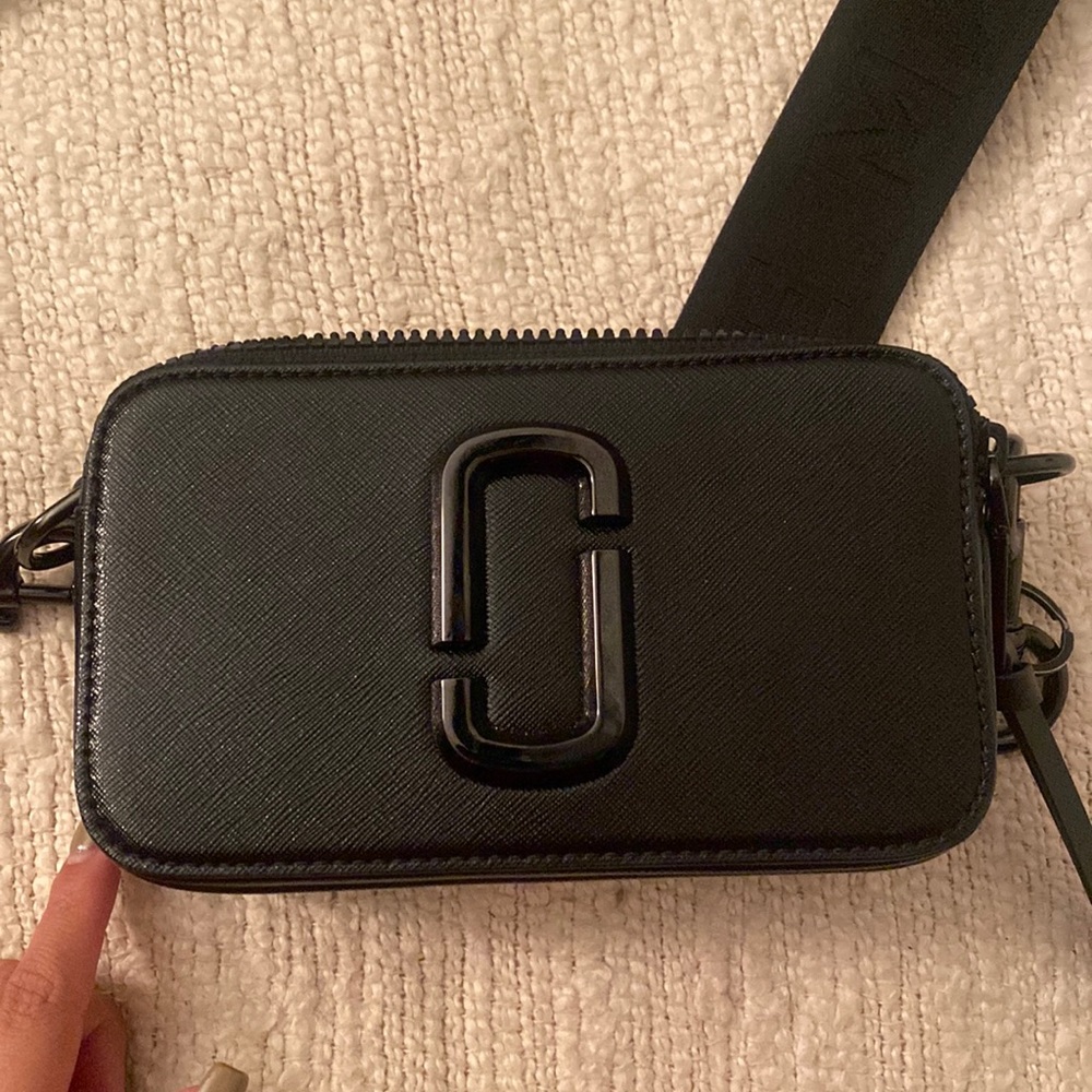 Marc Jacobs Black Camera Bag 🖤